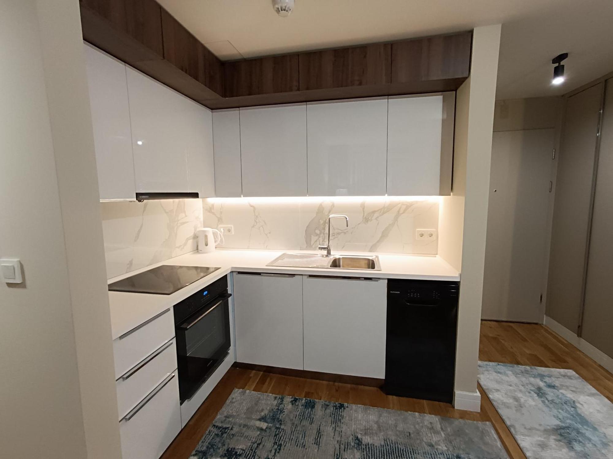 Anika Luxury Apartment At Diamond Center Skopje Buitenkant foto