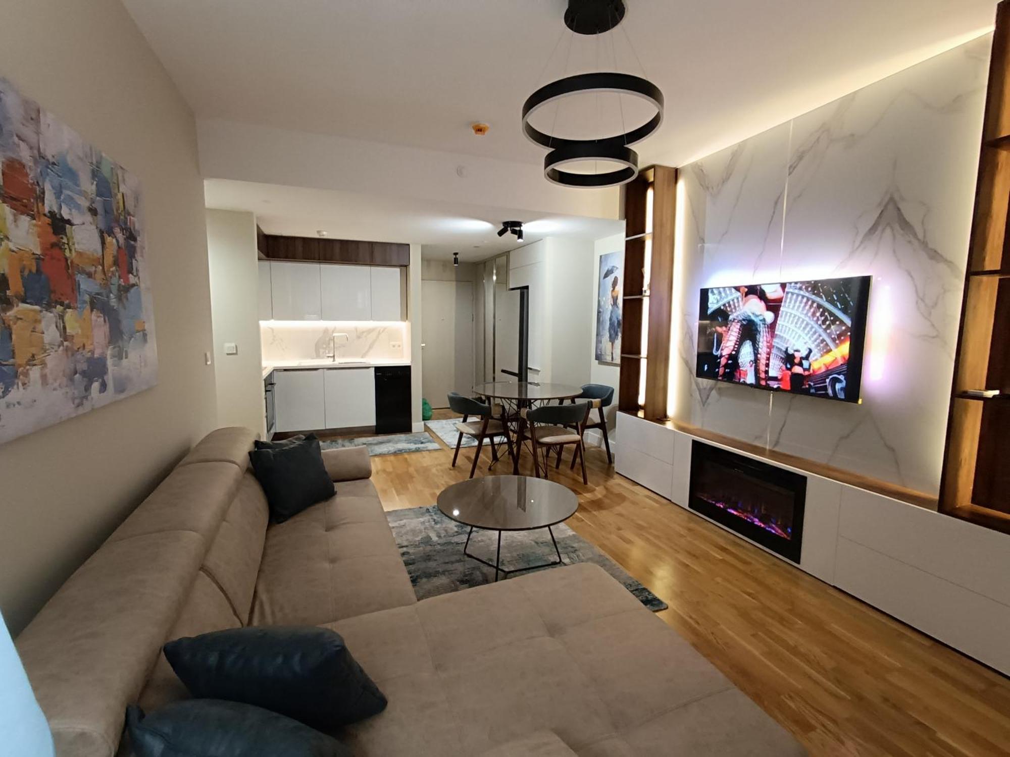 Anika Luxury Apartment At Diamond Center Skopje Buitenkant foto