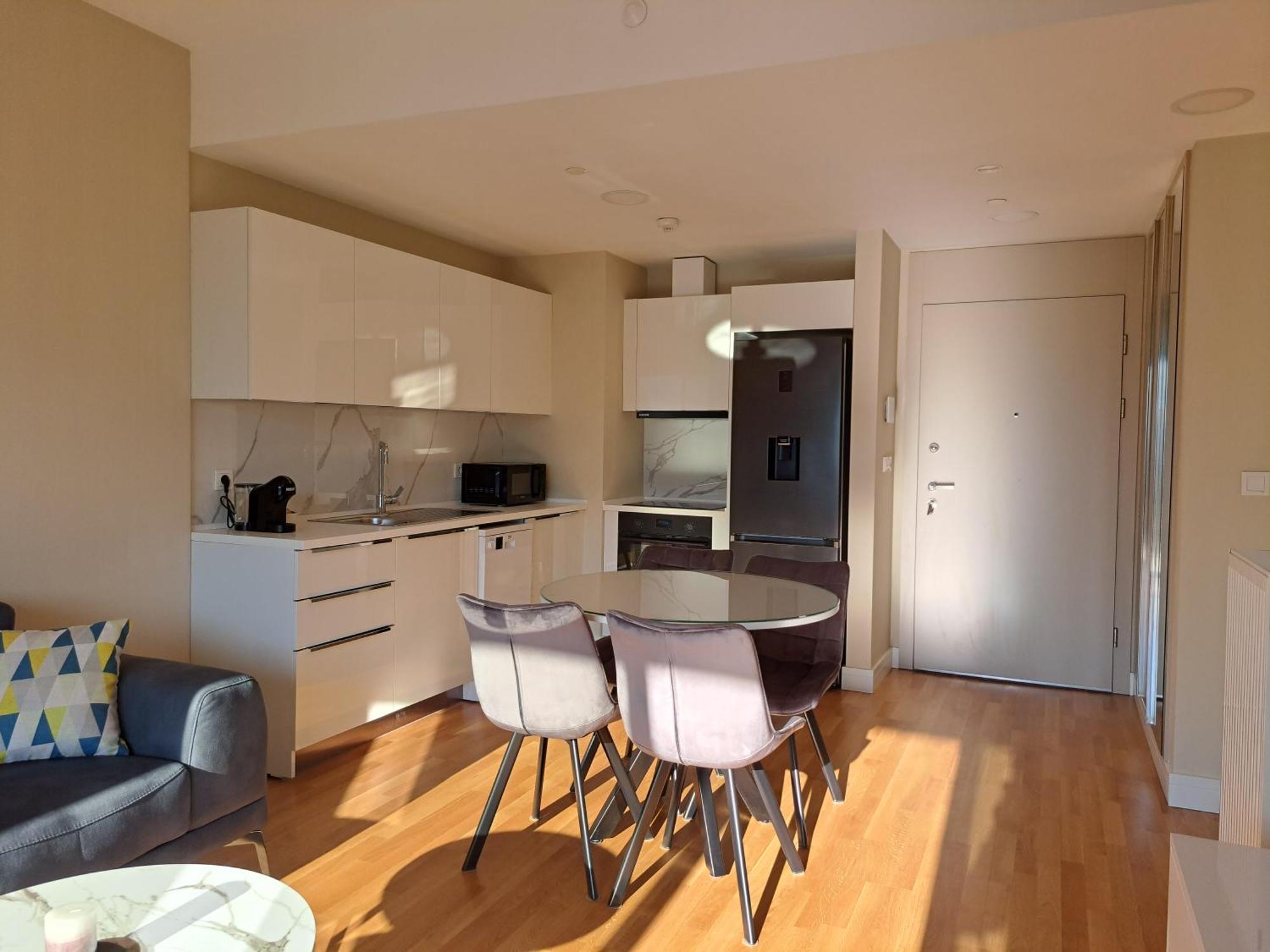 Anika Luxury Apartment At Diamond Center Skopje Buitenkant foto