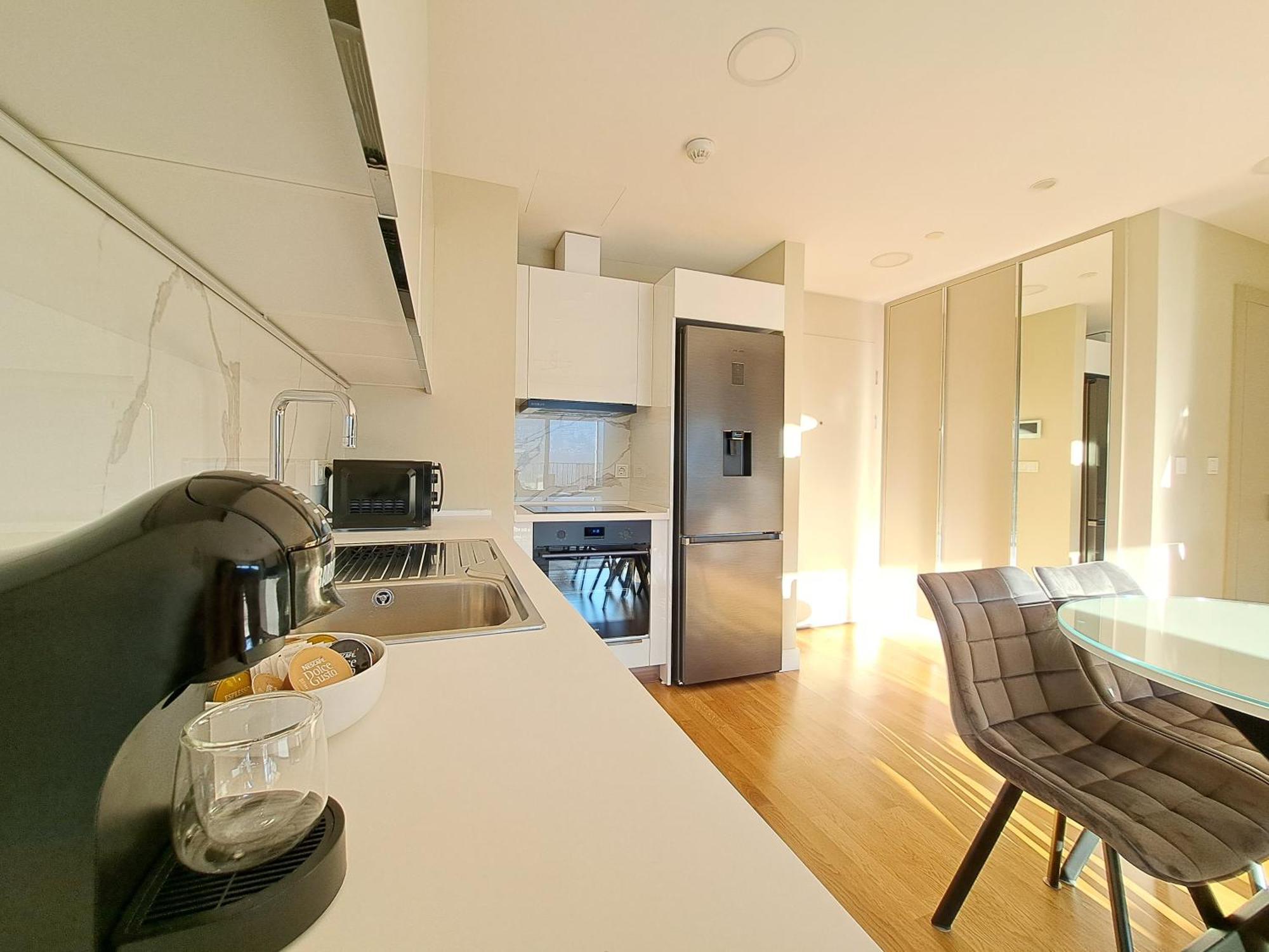 Anika Luxury Apartment At Diamond Center Skopje Buitenkant foto