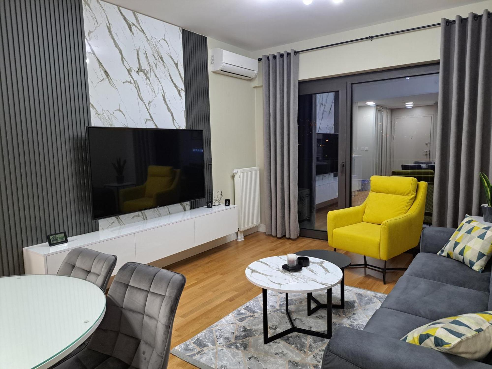 Anika Luxury Apartment At Diamond Center Skopje Buitenkant foto