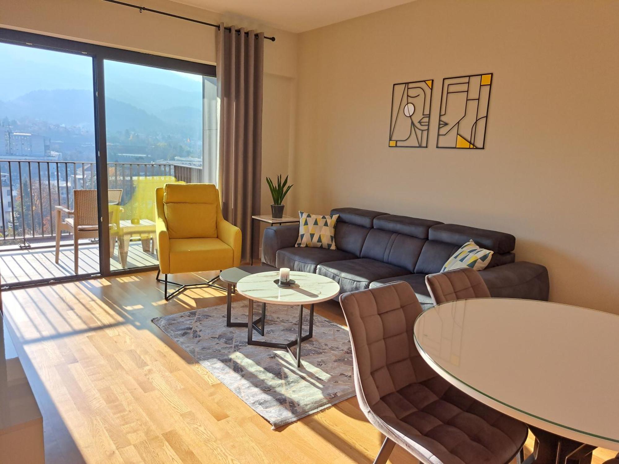 Anika Luxury Apartment At Diamond Center Skopje Buitenkant foto